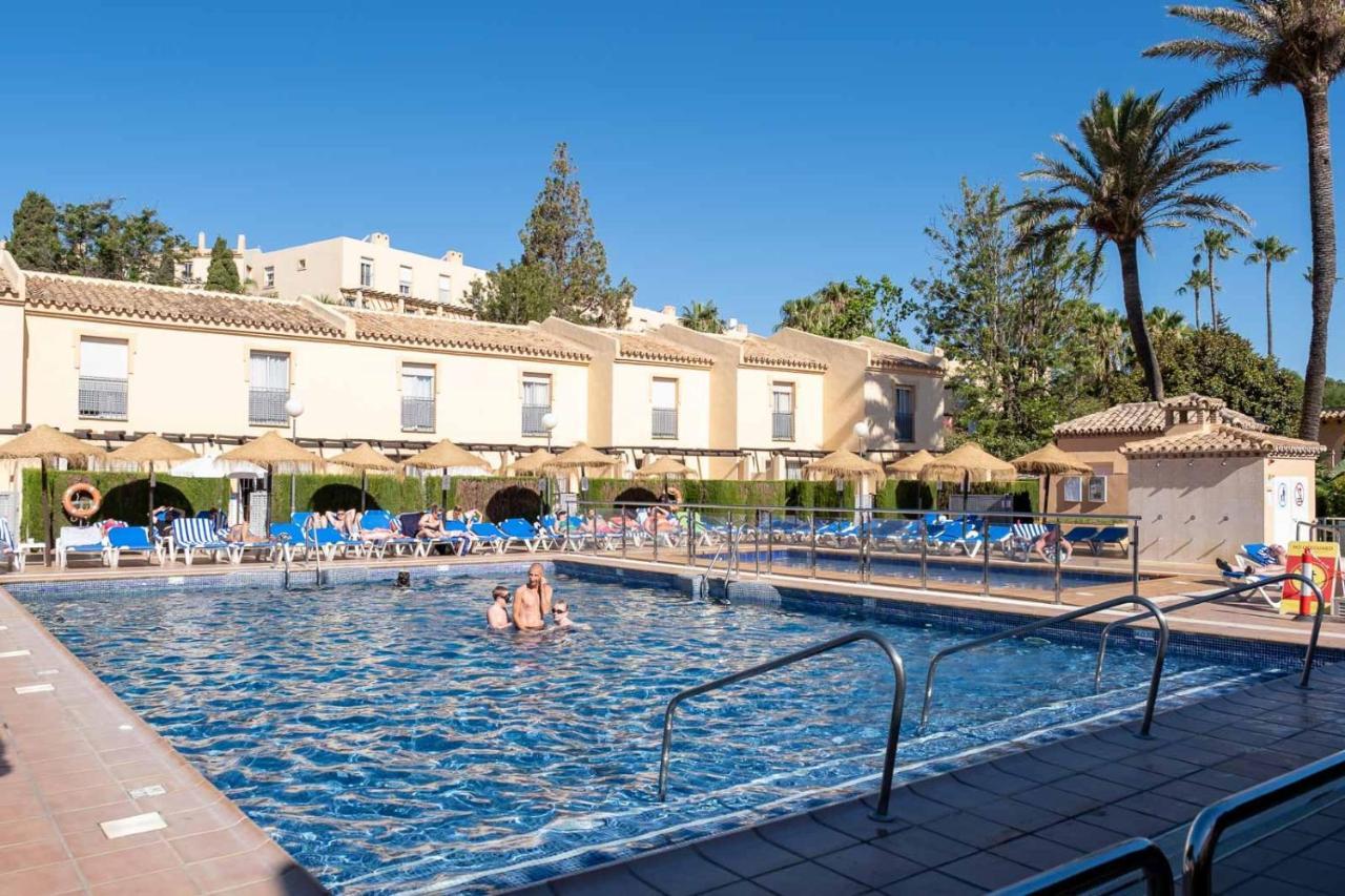 Family & Beach Apartments Mijas Costa & Fuengirola By Alfresco Stays El Faro Esterno foto