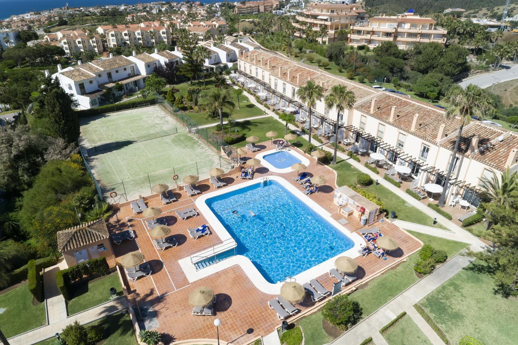 Family & Beach Apartments Mijas Costa & Fuengirola By Alfresco Stays El Faro Esterno foto